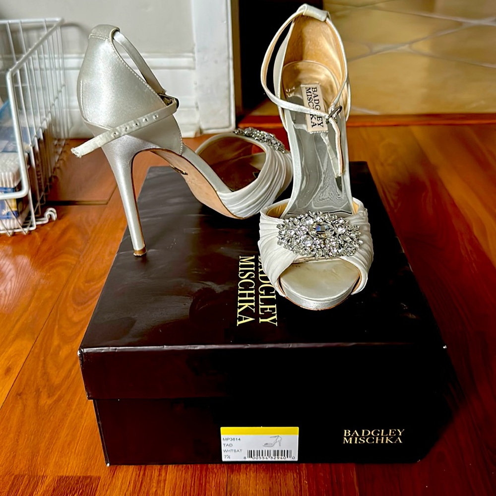 Badgley Mischka white satin shoes, size 7.5